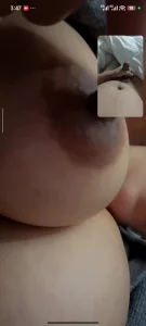 和巨乳少妇裸聊喷射