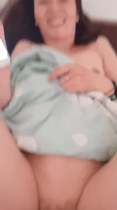 45岁回族美女特别骚还告诉我过去她被人艹的经历！